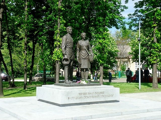 Фотографии.