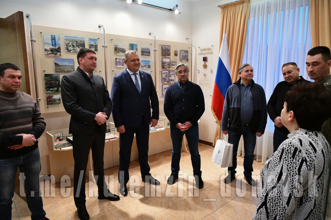 Алексей Кулемзин с Председателем Правительства ДНР Андреем Чертковым встретились с заместителем премьер-министра Республики Татарстан.