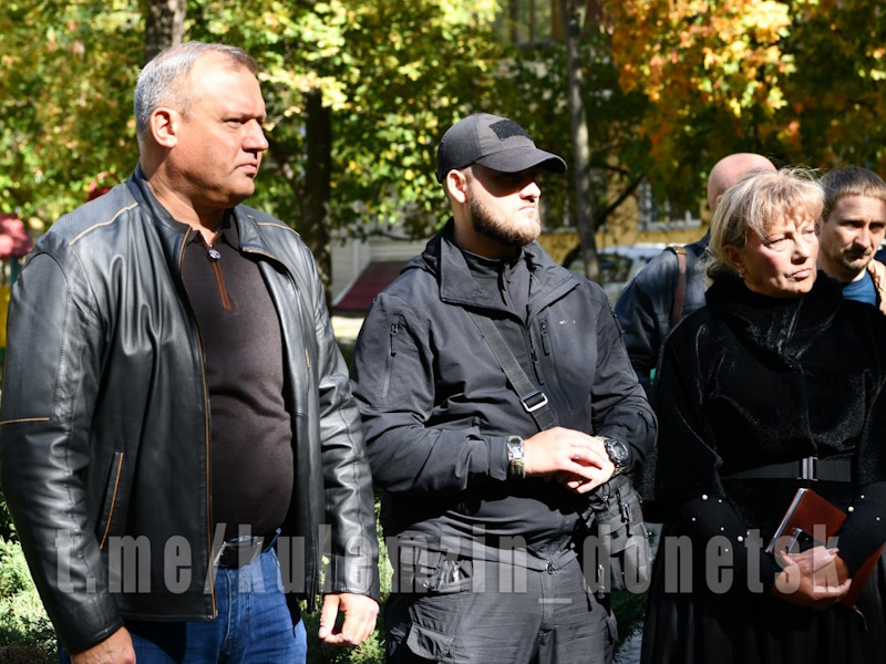 Алексей Кулемзин встретился с жителями Ворошиловского района.