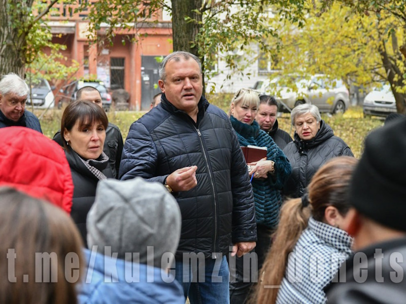 Алексей Кулемзин сегодня провел встречу с жителями Калининского района.