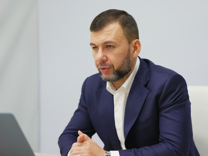 Глава ДНР Денис Пушилин провел очередной прямой эфир и ответил на вопросы, поступившие в телеграм-помощник.