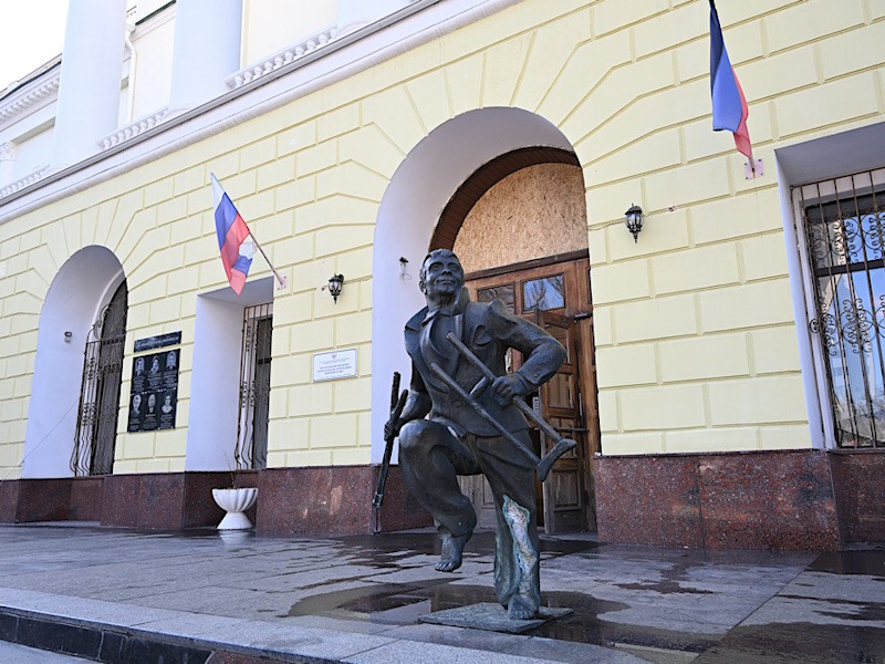 В Республиканском центре травматологии, ортопедии и нейрохирургии увеличилось количество проводимых операций по бесплатному эндопротезированию тазобедренного сустава.
