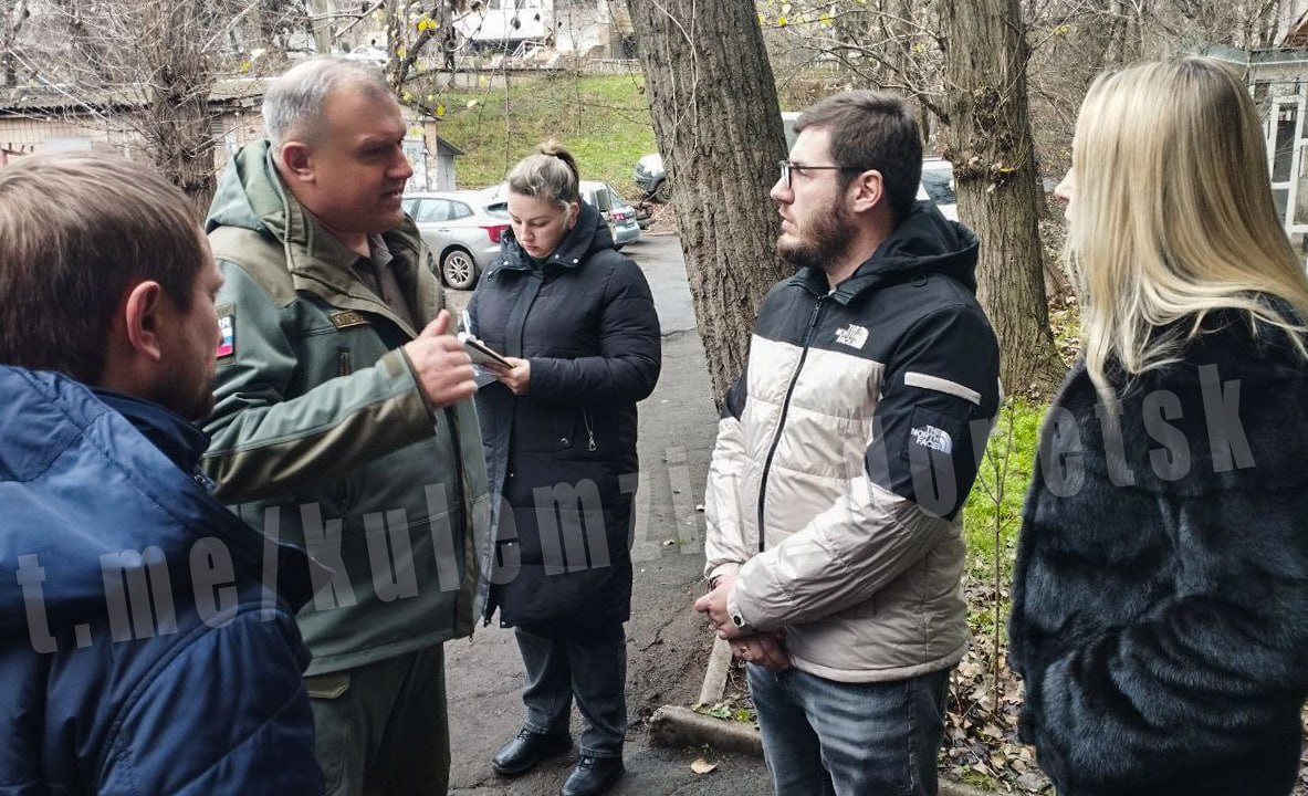 Глава ДНР Денис Пушилин поручил встретиться с жильцами дома по ул. Набережная для решения проблемных вопросов.